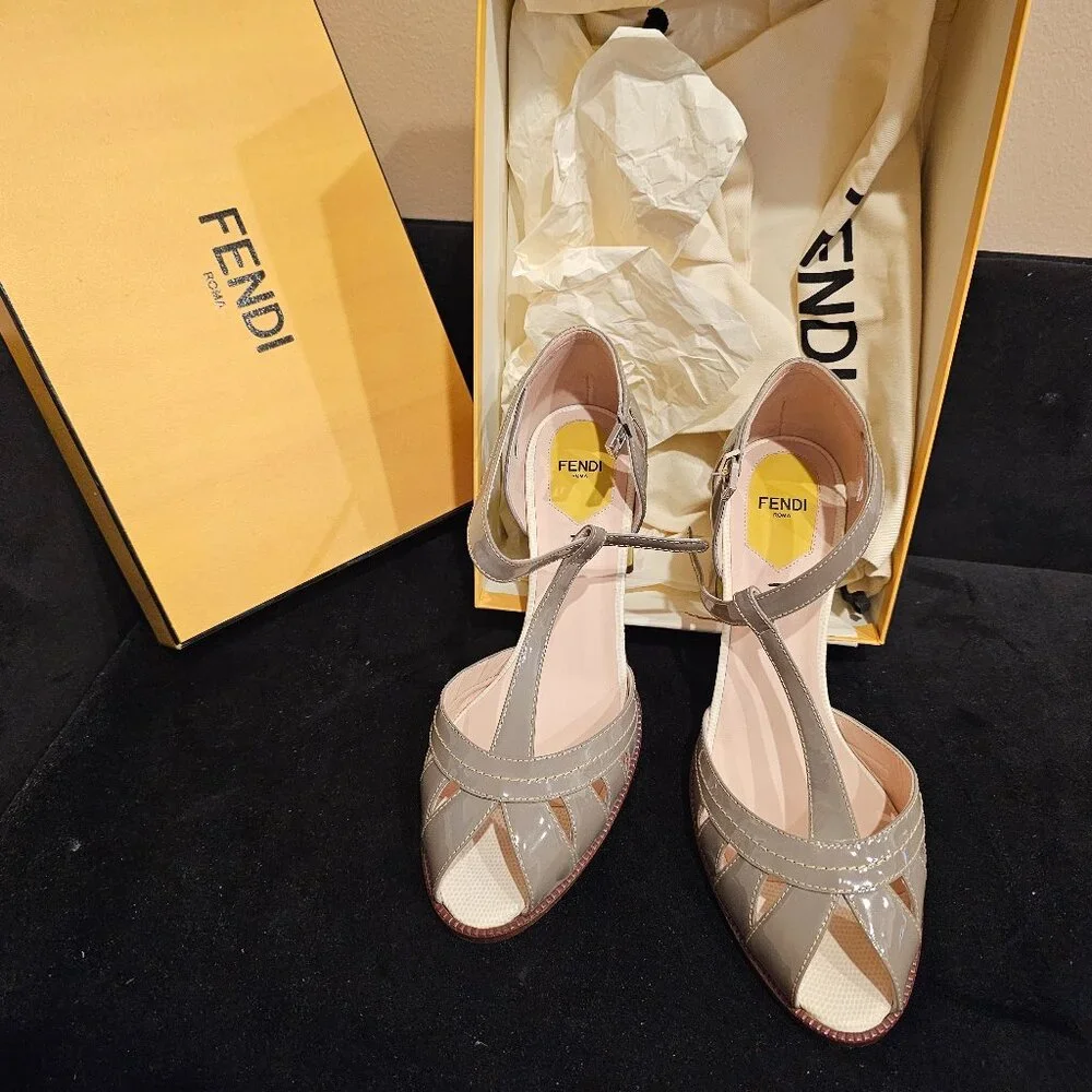 Shoes - Picture 1 of 3